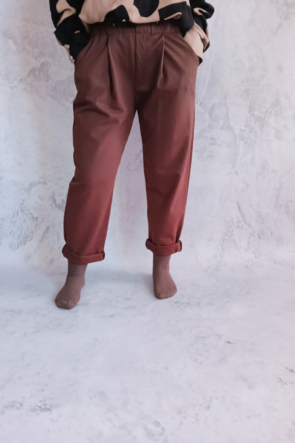 Włoskie spodnie szerokie uniwersalne Tucci brązowe